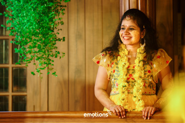 YeLLove everywhere !!